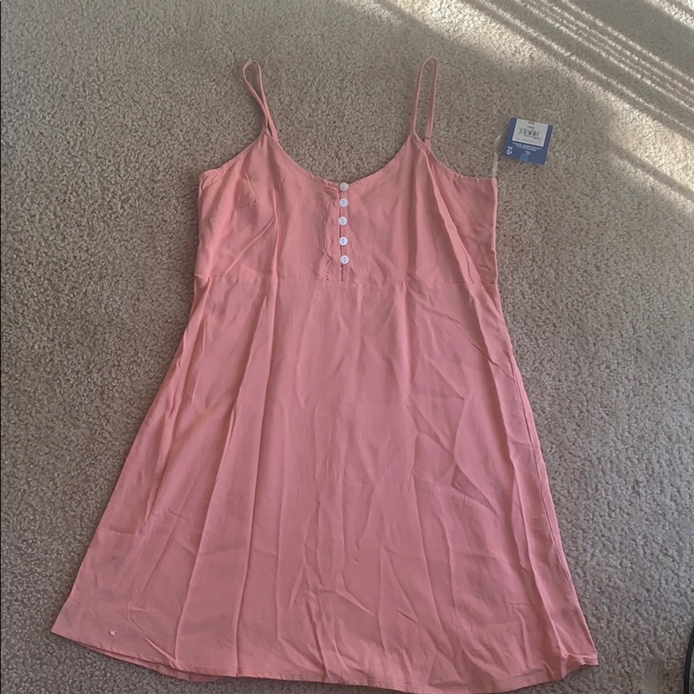 Bermuda coral color dress size S NWT